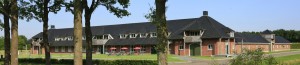 Manege Drenthe, aan de rand van Assen met restaurant