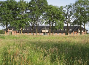 Manege Drenthe, aan de rand van Assen met restaurant