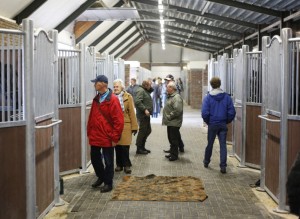 Manege Drenthe, aan de rand van Assen met restaurant